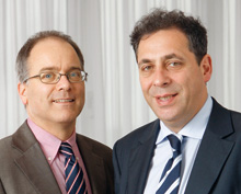 Facharzt Joachim Ulma (rechts) ...
