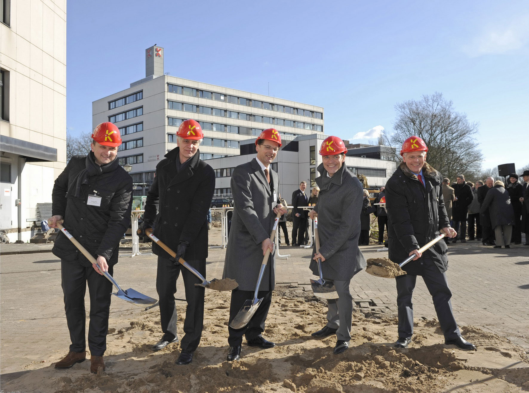 Spatenstich: Startschuss für die Neubau- und Sanierungsarbeiten am RKK